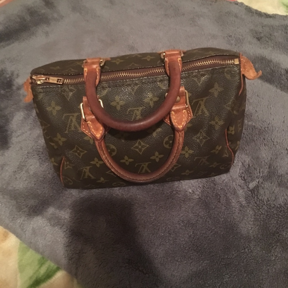 Authentic Louis vitton speedy 25 - Picture 2 of 8